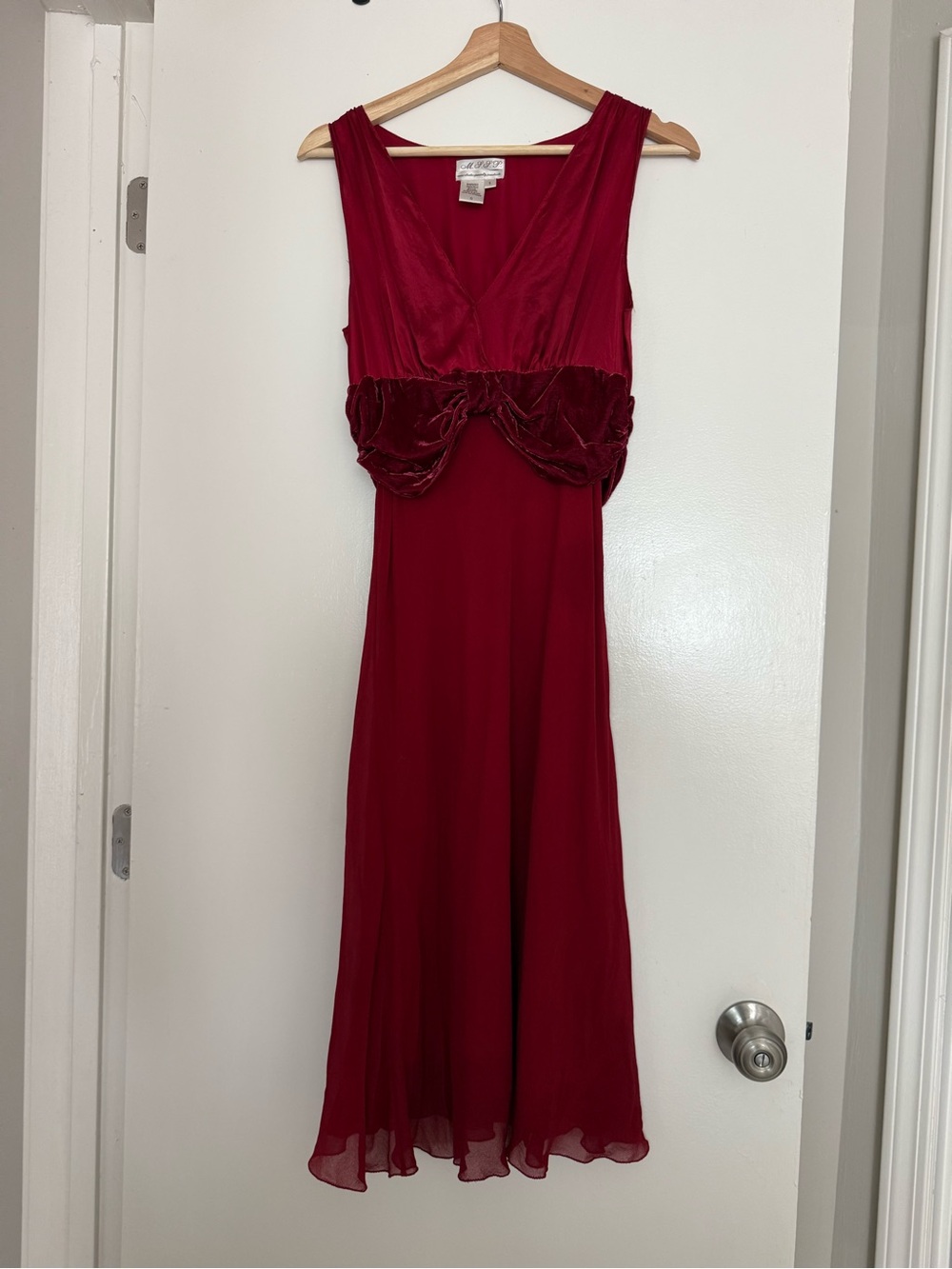 Max Studio 100% Silk Velvet Bow Holiday Dress